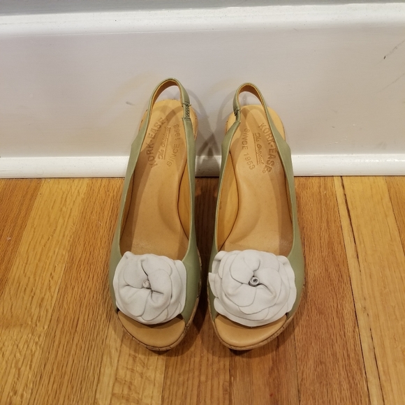 NWOT Kork-Ease Irene Peep Toe Sandals - Picture 2 of 7